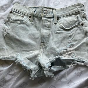 Levi Jean Shorts